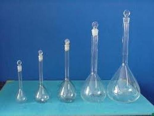 Volumetric flask made of borosilicate glass set of five pieces for sale
