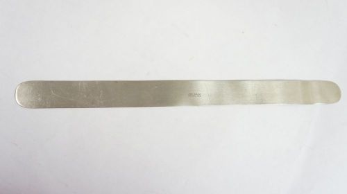 Jarit 200-221 Ribbon Retractor, 13in(32cm), 1in(25mm) Wide, Malleable