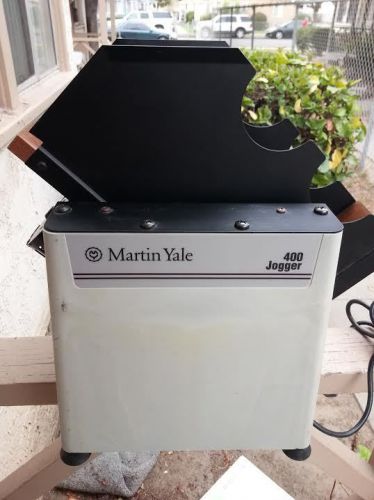 Martin Yale Model #400 Tabletop Paper Jogger - Works Great!