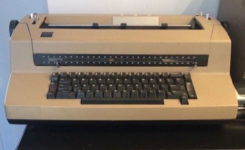 IBM Selecteic III Typewriter - Works