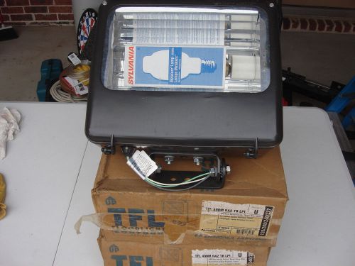 New!!! lithonia tfl 400m ra2 tb lpi new in box with lamp 400 watt flood light !! for sale