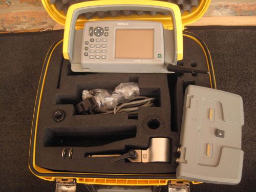Trimble 2.4GHz External GeoRadio with CU, Docking Station and Carrying Case