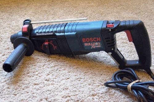 Bosch bulldog extreme 11255vsr rotary hammer drill corded for sale