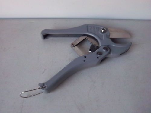 USED HDX PVC PIPE CUTTER 1-5/8&#034;