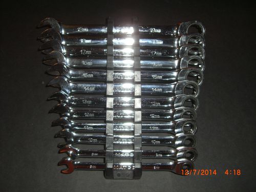 Matco Tools 12 Piece Metric Ratcheting Combination Wrench Set 8mm - 19mm