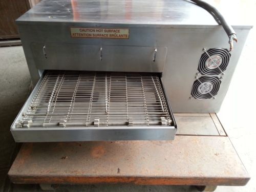 Blodgett conveyor pizza oven model mt1820e/aa completely refurbished clean look! for sale