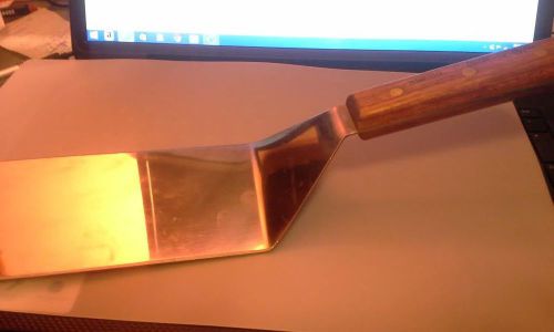 Steak Turner. Large 8 by 4 Inch Stain Free Blade. Rosewood Handle/Brass Rivets.