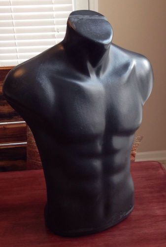 Pre-Owned  MALE MANNEQUIN  TORSO HOLLOW PLASTIC -23 1/2&#034; Tall * Free Ship