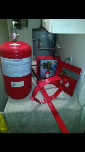 Amerex kp 375 fire suppression system includes gas shutoff/16 nozzles/actuator. for sale