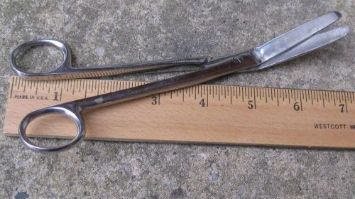 bent (medical, bandage, surgical)  scissors good for craft