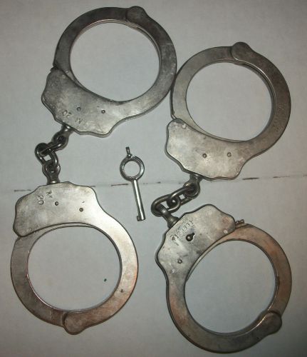 2 sets Peerless Handcuffs Model 300 Don Hume double case key