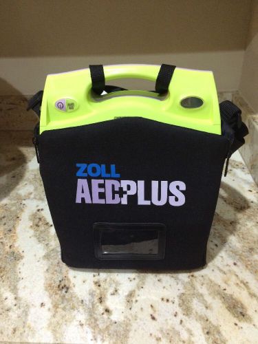 ZOLL AED PLUS WITH CARRYING CASE