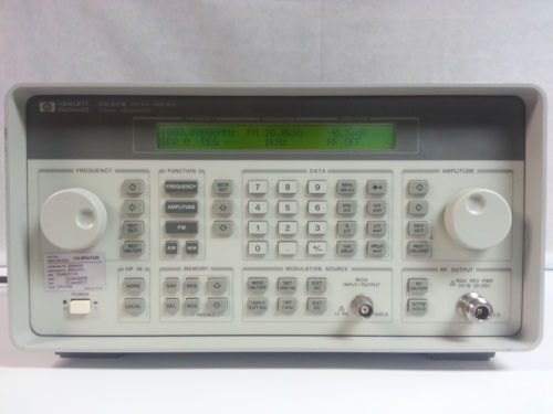 HP Agilent 8647A Signal Generator 250 kHz to 1000 MHz TESTED USED