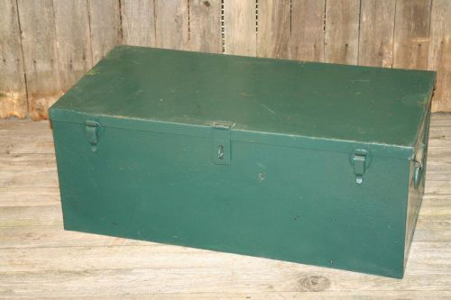 Vtg INDUSTRIAL STORAGE BOX metal tool heavy crate toy bin steampunk loft green