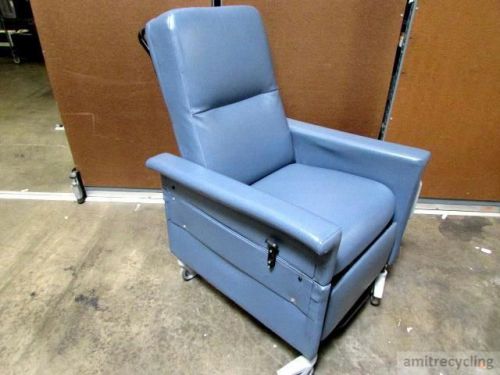 CHAMPION PATIENT Blue Chair Recliner Transport Dialysis Treatment Therapy 300 LB