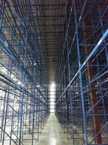 Structural Racking  18ft tall 42&#039;&#039; deep with 92&#039;&#039; beams 5000 cap per pair