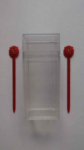12 - New Reusable 2 piece Clear Container with 40 - 4 inch Red Lion Head Picks