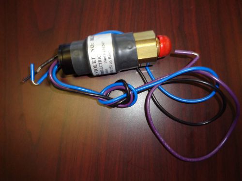 NEW UNITED ELECTRIC PRESSURE SWITCH, Set @ 600 PSI on Rise # 434247