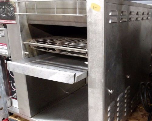 Apw wyott commercial conveyor toaster for sale