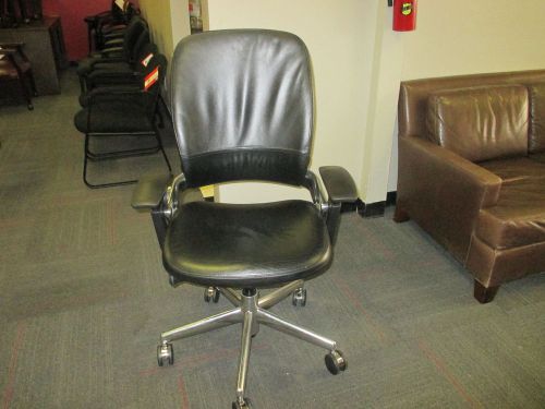 Steelcase Leap V2 Black - Leather
