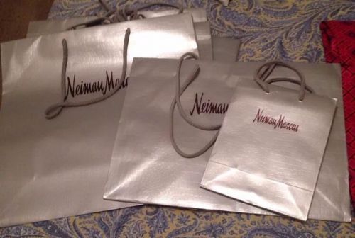 5 Large, 9 Medium, 2 Small Neiman Marcus Bags And Small Boxes