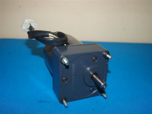 Oriental Motor M425-401 w/ 4GN15K Speed Control Motor w/ Gear Head