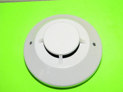 NOTIFIER NP-100 PHOTOELECTRIC SMOKE DETECTOR (20+ AVAILABLE)