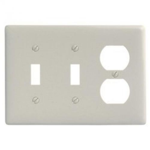 Wallplate Toggle 3-Gang Duplex Almond Hubbell Electrical Products NP28LA