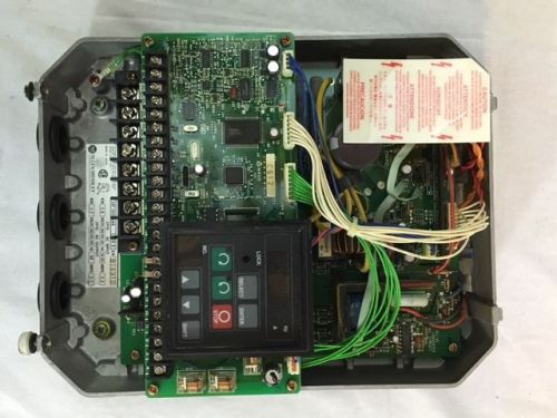 ALLEN BRADLEY ADJUSTABLE FREQUENCY AC MOTOR DRIVE 1333