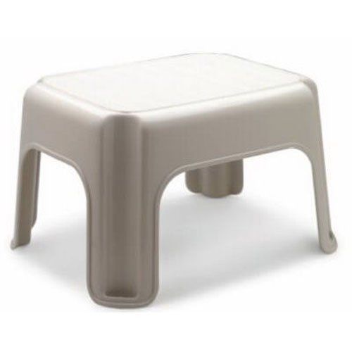Rubbermaid Roughneck Step Stool Bisque Lightweight Extra Tough Skid Resistant