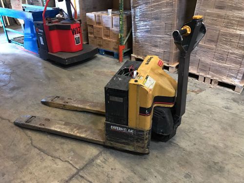Caterpillar npp40 electric pallet jack walk behind 4000lbs capacity 24v 206hrs for sale