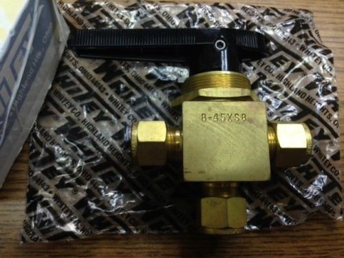 Swagelok Whitey 1/2&#034; Brass 1-Piece 40 Series 3-Way Ball Valve, B-45XS8 NEW