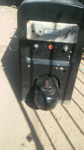 LINCOLN SA 200 PORTABLE WELDER 1967 REDFACE