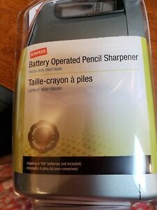 New Staples Battery Operated Pencil Sharpener Silver/Black (17813)