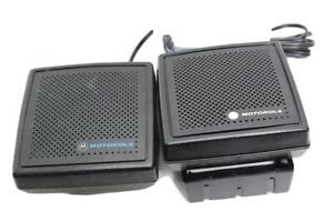 Lot Of 2 MOTOROLA HSN4031B, 7.5W External Speaker Mobile W/ Bracket