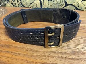Safariland Black Leather Duty Belt Size 36 Basketweave w/ Brass Buckle preowned