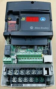 Allen-Bradley 22D-D4P0N104 AC Drive Series A - 2.0 HP For parts Or repair