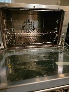 Cadco Countertop Convection Oven (OV-250)