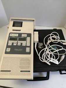 PALCO Laboratories Model 400 Pulse Oximeter w/ Accessories PAL-010-400 AC/DC USA