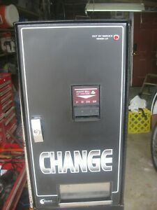 Standard Change Makers Inc. MC200 change machine
