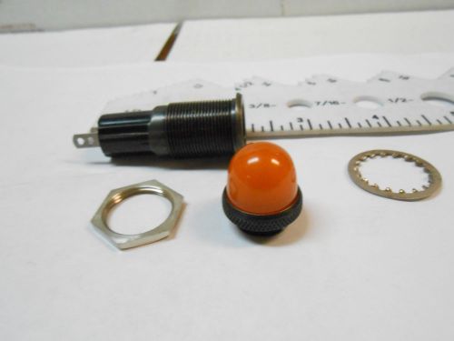 26-0428-1113 DIALIGHT  AMBER  LAMP  APROX 1 3/4&#034; NOS