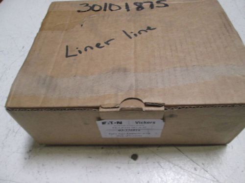 VICKERS EEA-PAM-581-A-32 PC BOARD CONTROL AMPLIFIER *NEW IN A BOX*