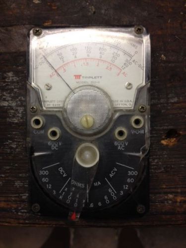Triplett 310-C  Hand-sized Voltmeter w/ polarity reversing switch non tested