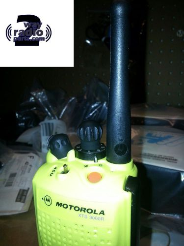 AWESOME! New Motorola Stubby Antenna UHF + GPS (XTS3000 XTS5000 APX7000 XTS2500)