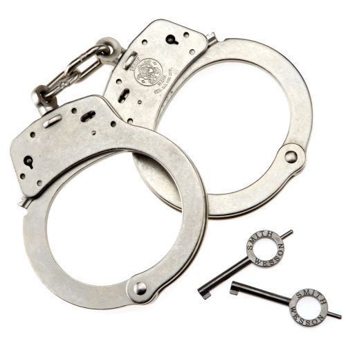 NEW SMITH &amp; WESSON S&amp;W 100 -1 NICKEL CHAIN POLICE SWAT ARMY TACTICAL HANDCUFFS