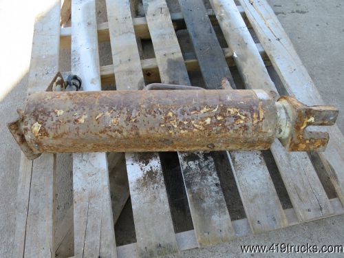 Altec  telephone post power pole puller hydraulic cylinder 350-30004 jack for sale