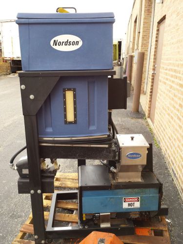 Nordson 3500-1ea34/d hot glue system w/ hopper feeder, syntron magnetic feeder for sale