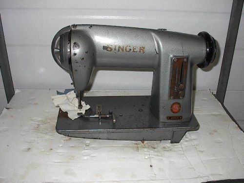 SINGER  451K31  DIFFERENTIAL FEED  WITH SHIRRING BLADE INDUSTRIAL SEWING MACHINE