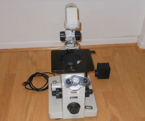 Nikon diaphot inverted binocular microscope for parts~repair  lqqk!  turns on! for sale