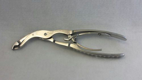 Synthes ref# 399.091 bone holding forceps-soft ratchet f/plates to 9mm wide for sale